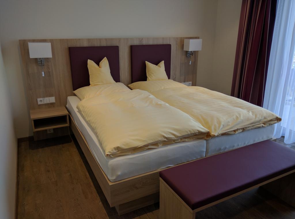 Hotel Zur-Borke Neuenrade Exteriér fotografie