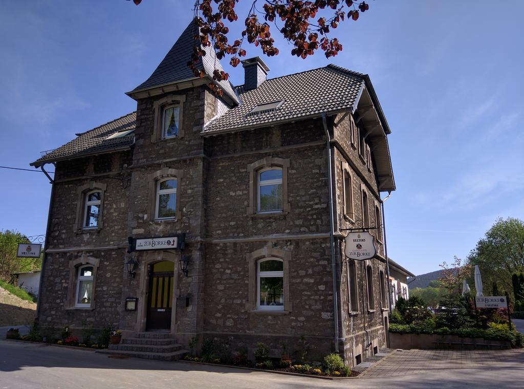 Hotel Zur-Borke Neuenrade Exteriér fotografie