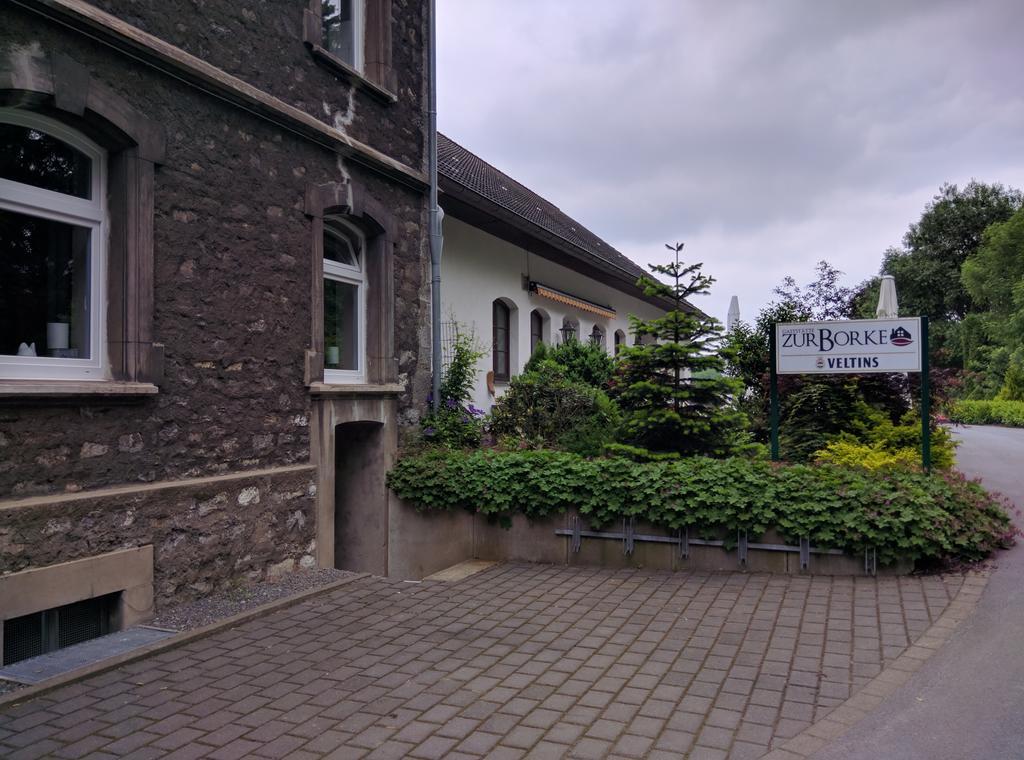 Hotel Zur-Borke Neuenrade Exteriér fotografie