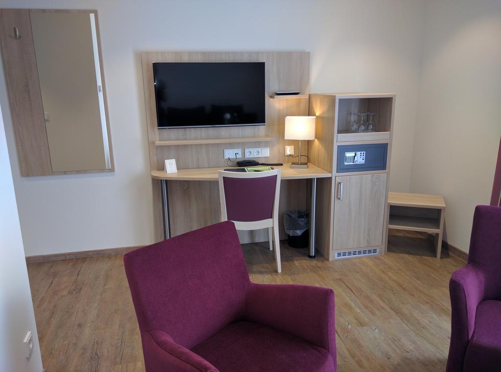 Hotel Zur-Borke Neuenrade Exteriér fotografie